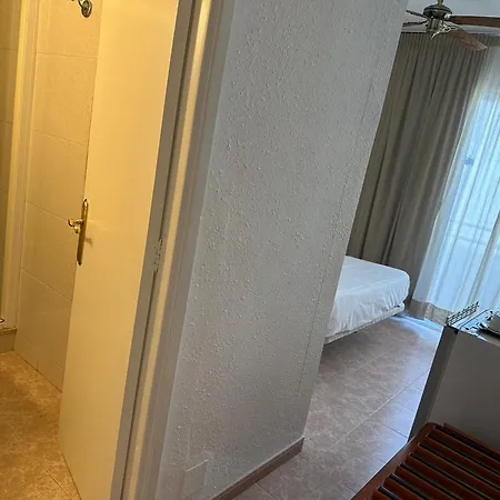 Guest house De La Caravel-la *